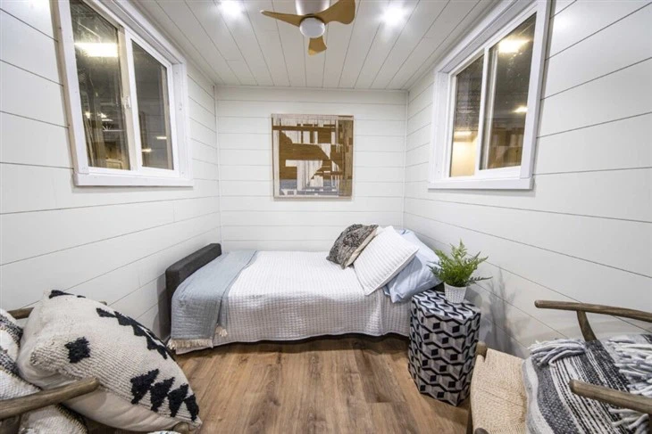 shipping container homes bedroom